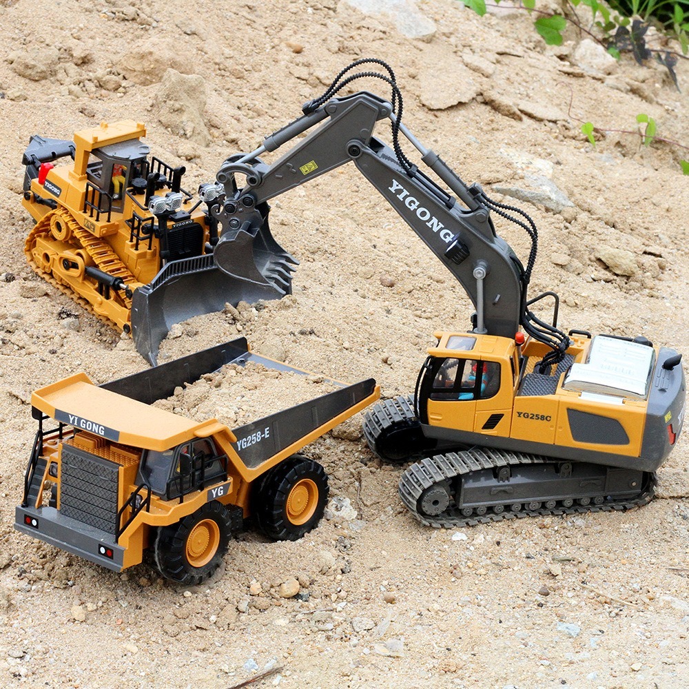 شاحنة حفارة بتحكم عن بعد 2.4G، - مراجعة Heavy Equipment Games وسعره